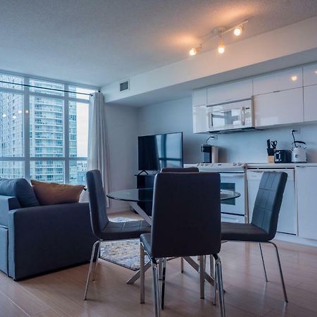 Luxury Downtown Toronto Condo - 2 Bedroom Exterior photo